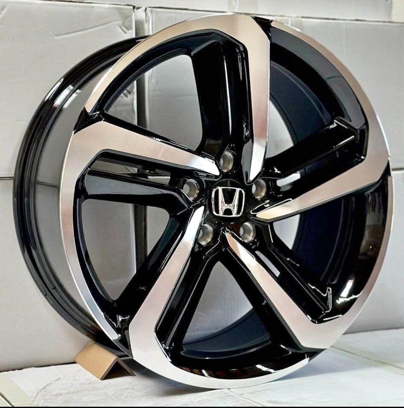 BRAND NEW HONDA WHEELS 20x8.5 5x114.3 Available